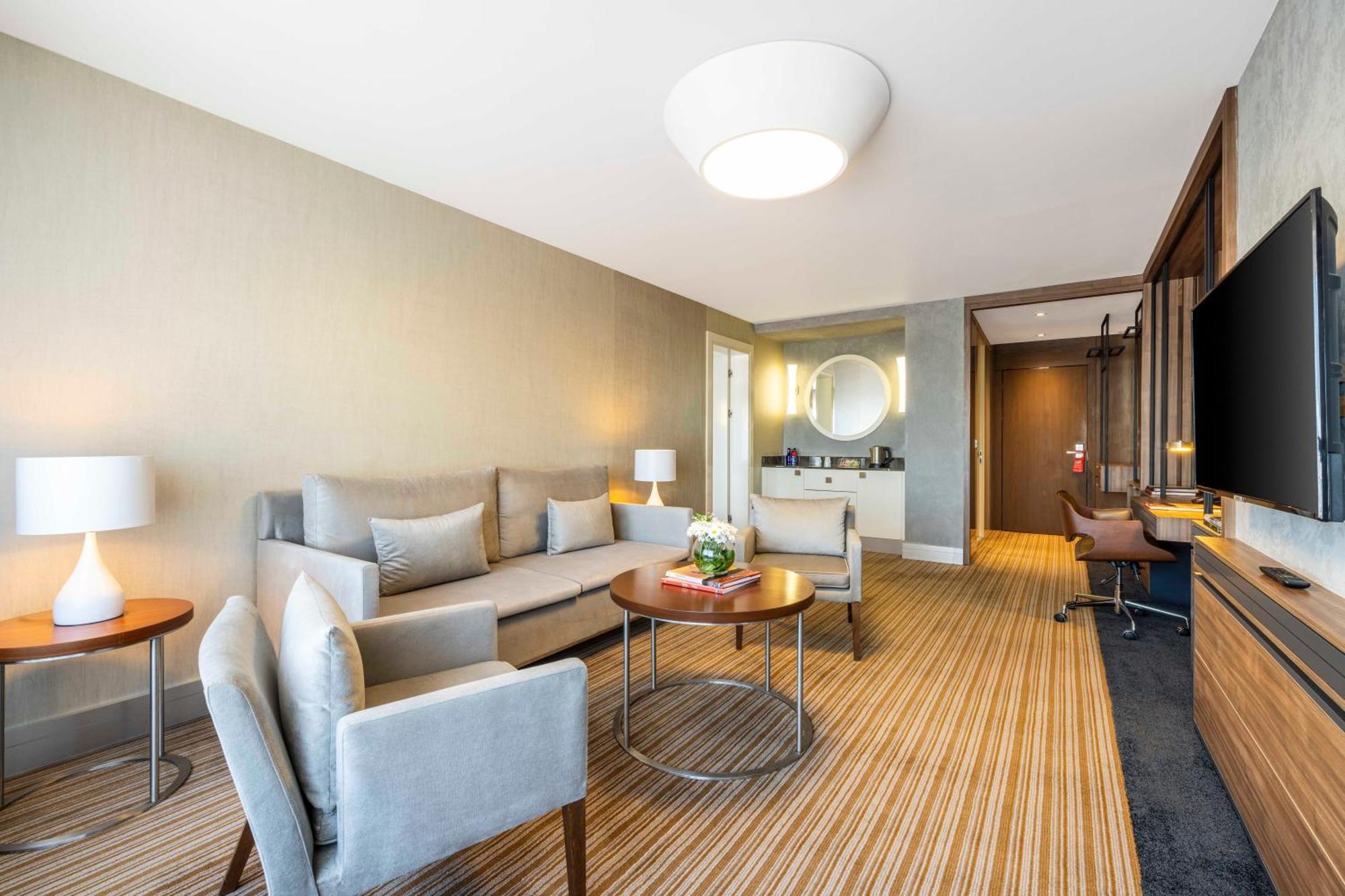 Executive Twin Suite Smoking