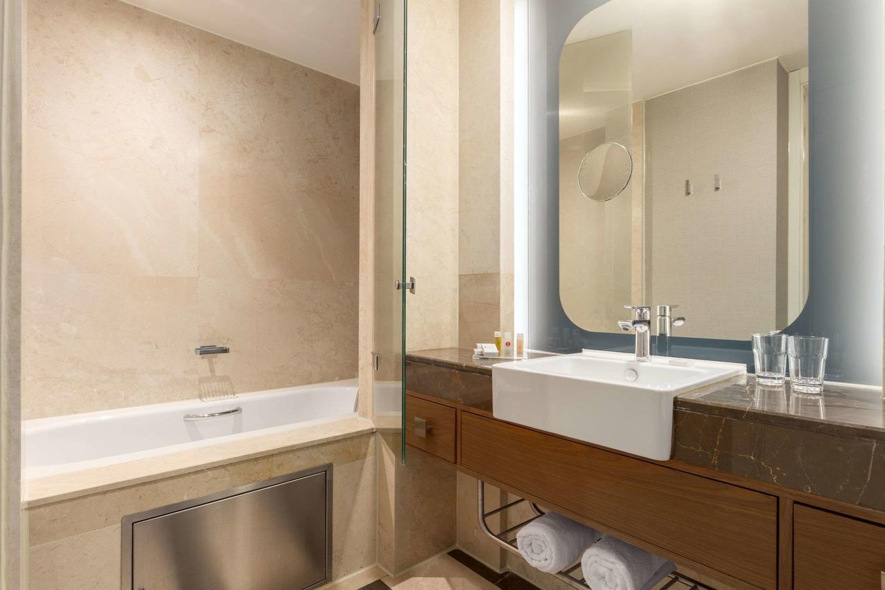 Executive Twin Suite Smoking